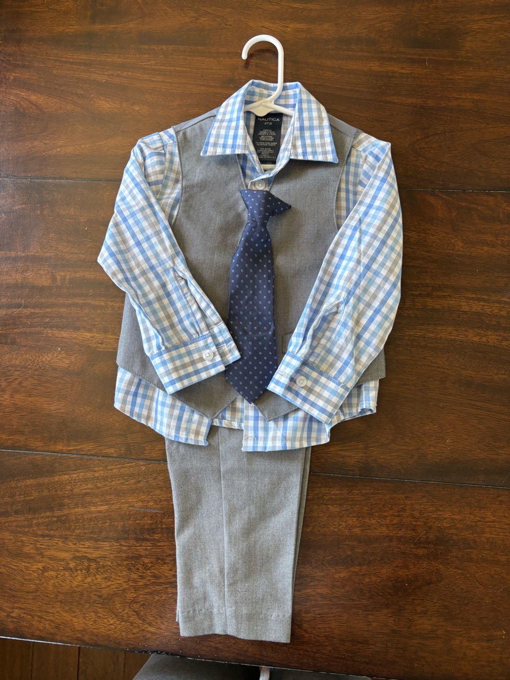 Nautica Blue and White Plaid Boys 4 piece suit set